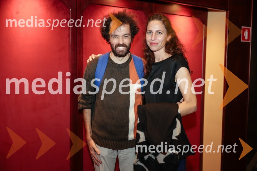  Blaž Šef, igralec;  Urša Vidic, scenografinjaKot vsa svobodna dekleta, premiera Prešernovo gledališče Kranj