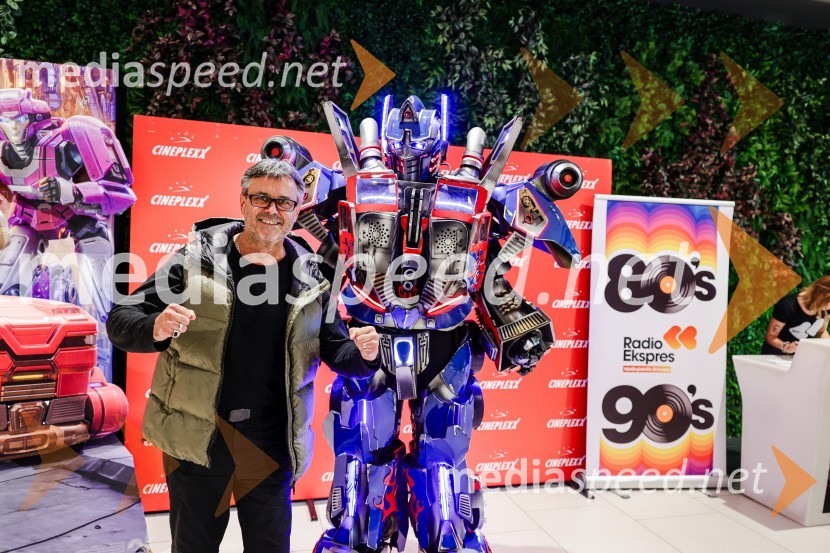  Jernej Kuntner, igralecPremiera Transformerji Ena v Cineplexx Ljubljana