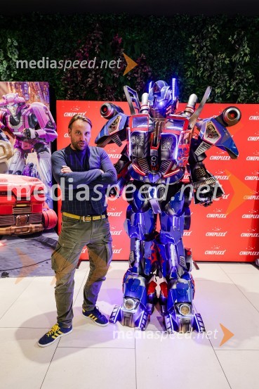  Rok Kunaver, igralecPremiera Transformerji Ena v Cineplexx Ljubljana