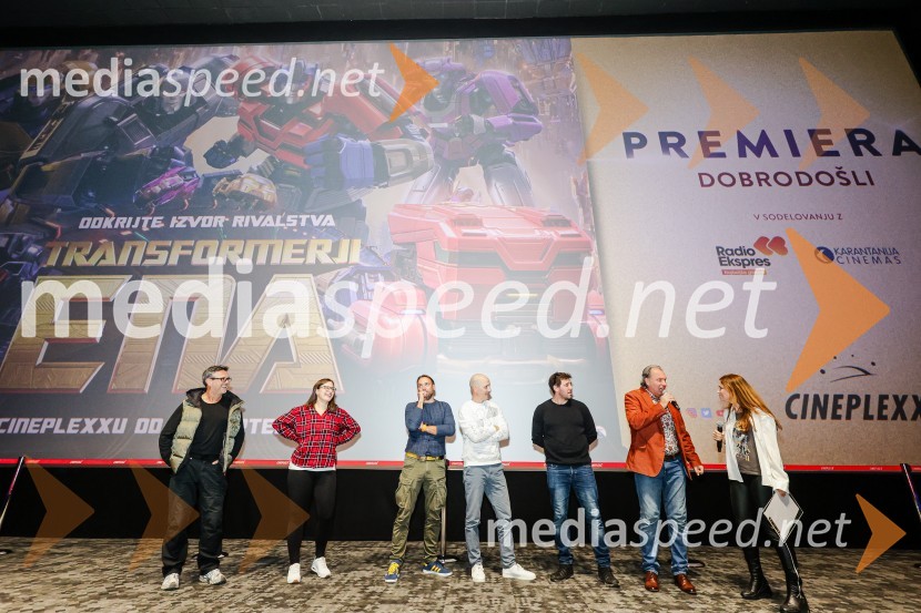  Jernej Kuntner, igralec;  Eva Godina, Radio 1;  Rok Kunaver, igralec;  Matevž Müller, igralec;  Žiga Bunič, igralec;  Marjan Bunič, pevec, voditelj, Radio Ognjišče;  Urška  Majdič, igralka, scenaristka in avtorica glasbePremiera Transformerji Ena v Cineplexx Ljubljana