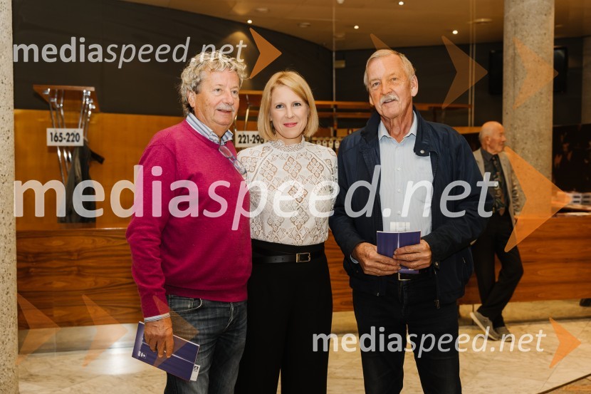  Marij Čuk, gledališki kritik, pesnik, pisatelj;  Metka Sulič, vodja odnosov z javnostjo, SNG Nova Gorica;  Bojan Bratina, nekdanji predsednik Sveta SNG Nova Gorica in nekdanji ravnatelj Gimnazije Nova Gorica64, premiera drame na odru SNG Nova Gorica