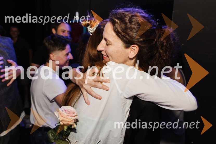  Urša Vidic, scenografinja64, premiera drame na odru SNG Nova Gorica