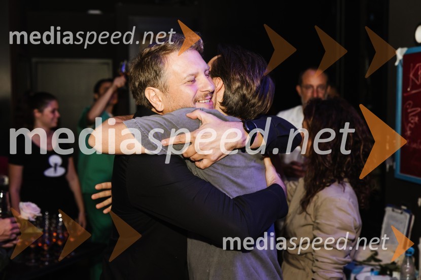  Marko Bratuš, umetniški vodja Slovenskega mladinskega gledališča;  Jure Kopušar, igralec64, premiera drame na odru SNG Nova Gorica