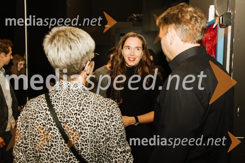  Nina Šorak, dramaturginja in režiserka;  Marko Bratuš, umetniški vodja Slovenskega mladinskega gledališča64, premiera drame na odru SNG Nova Gorica