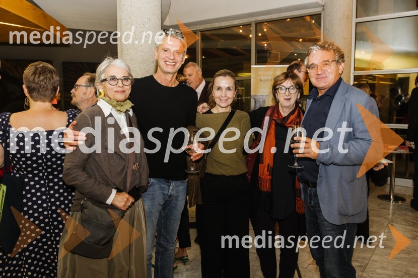  Alja Predan, selektorica, Teden slovenske drame;  Primož Ekart, igralec, režiser;  Maja Kunšič, igralka;  Maja Cerar, lektorica;  ... 64, premiera drame na odru SNG Nova Gorica