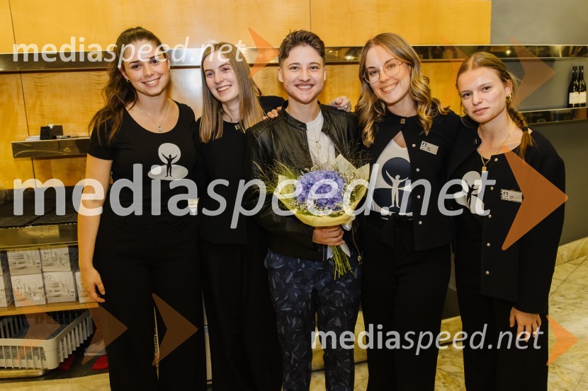  ... ;  ... ;  Brigita Gregorič;  ... ;  ... 64, premiera drame na odru SNG Nova Gorica