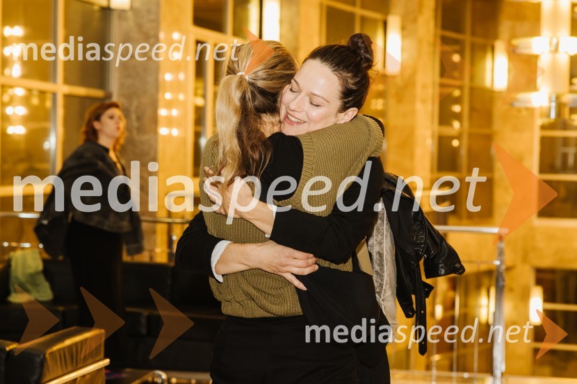  Nika Rozman, igralka64, premiera drame na odru SNG Nova Gorica