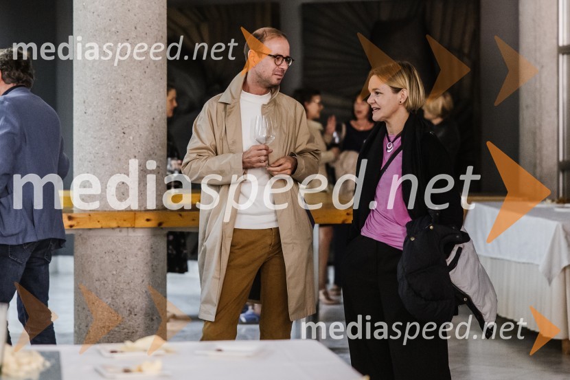  ... ;  Kim Komljanec, svetovalka ministrice za kulturo64, premiera drame na odru SNG Nova Gorica