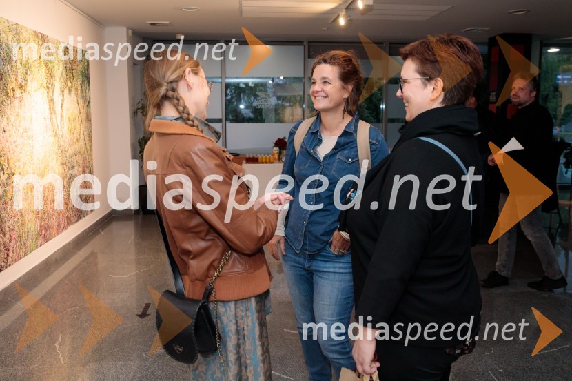  Anja Jerčič Jakob, umetnica;  ... ;  ... Odprtje razstave z naslovom Obrobja slikarke Anje Jerčič Jakob, Generali Galerija