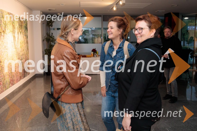  Anja Jerčič Jakob, umetnica;  ... ;  ... Odprtje razstave z naslovom Obrobja slikarke Anje Jerčič Jakob, Generali Galerija