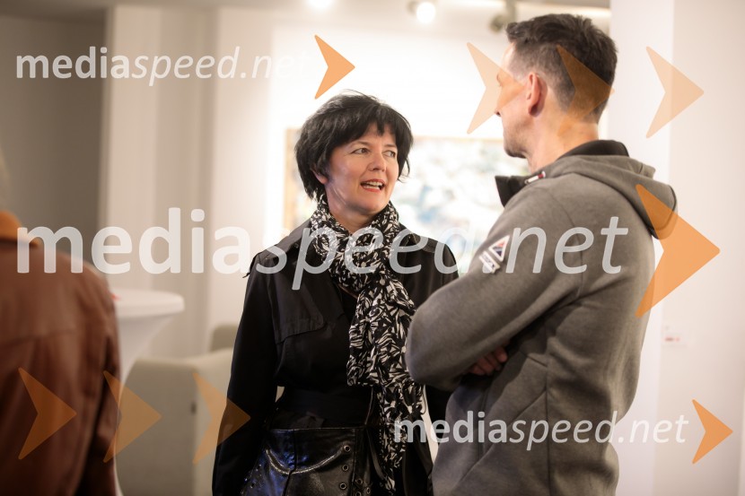  ... ;  Matjaž Arnol, akademski slikarOdprtje razstave z naslovom Obrobja slikarke Anje Jerčič Jakob, Generali Galerija