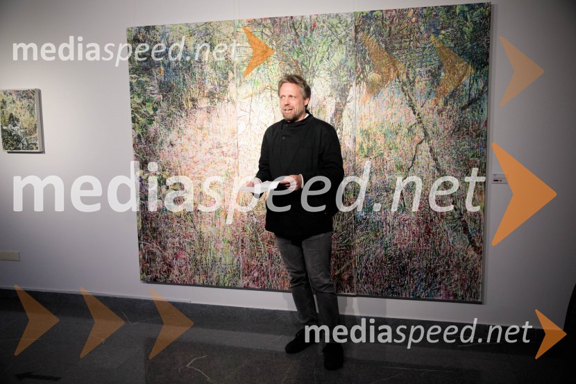  Miklavž Komelj, pesnik, prevajalec, umetnostni zgodovinarOdprtje razstave z naslovom Obrobja slikarke Anje Jerčič Jakob, Generali Galerija