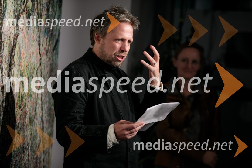  Miklavž Komelj, pesnik, prevajalec, umetnostni zgodovinarOdprtje razstave z naslovom Obrobja slikarke Anje Jerčič Jakob, Generali Galerija