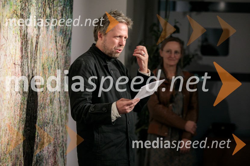  Miklavž Komelj, pesnik, prevajalec, umetnostni zgodovinarOdprtje razstave z naslovom Obrobja slikarke Anje Jerčič Jakob, Generali Galerija