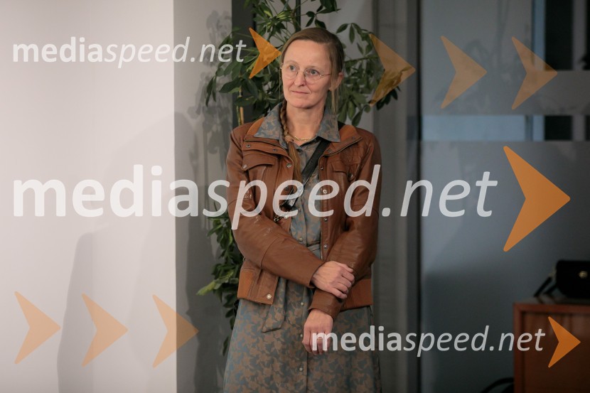  Anja Jerčič Jakob, umetnicaOdprtje razstave z naslovom Obrobja slikarke Anje Jerčič Jakob, Generali Galerija