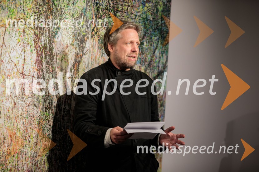  Miklavž Komelj, pesnik, prevajalec, umetnostni zgodovinarOdprtje razstave z naslovom Obrobja slikarke Anje Jerčič Jakob, Generali Galerija