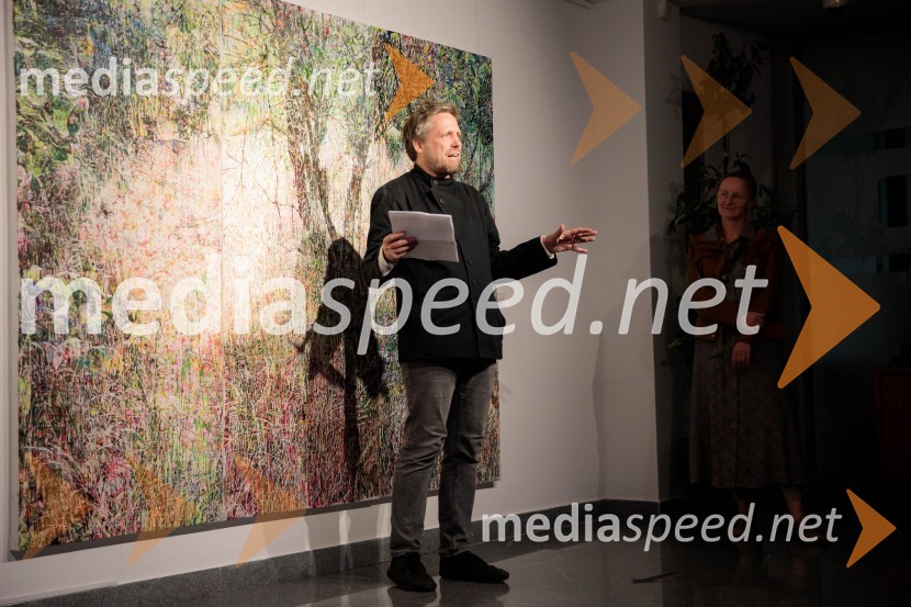  Miklavž Komelj, pesnik, prevajalec, umetnostni zgodovinarOdprtje razstave z naslovom Obrobja slikarke Anje Jerčič Jakob, Generali Galerija