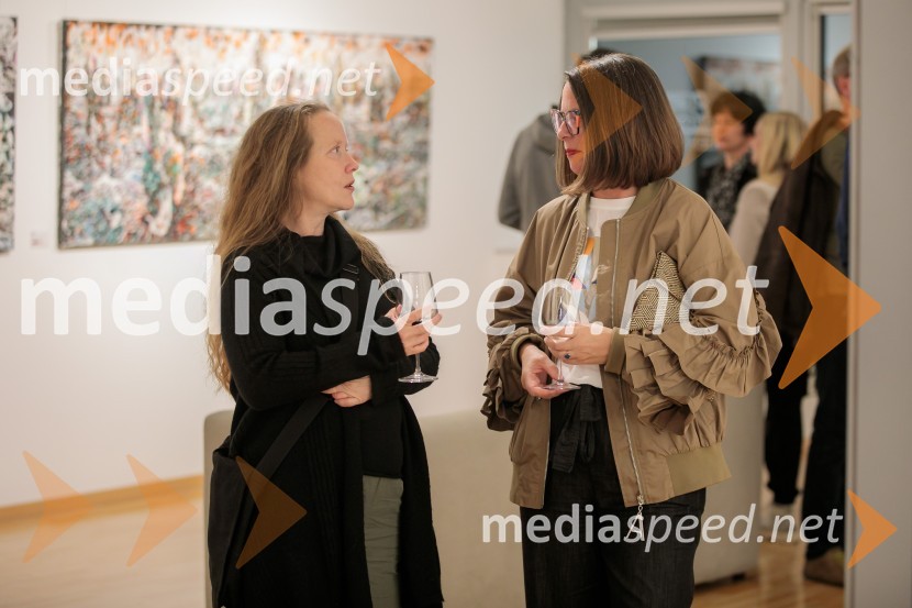  ... ;  Katarina Šporar Češarek, umetnostna zgodovinarkaOdprtje razstave z naslovom Obrobja slikarke Anje Jerčič Jakob, Generali Galerija