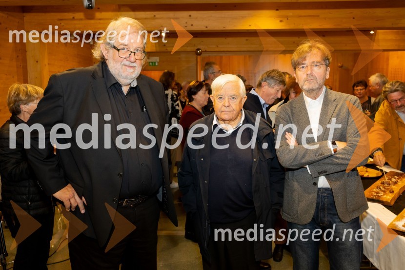  Ervin  Hladnik Milharčič, novinar;  Milan Kučan, nekdanji predsednik Republike Slovenije;  Marko Crnkovič, kolumnist, urednik portala Fokus PokusIskrivo v živo: Ervin Hladnik Milharčič v pogovoru z Markom Crnkovičem