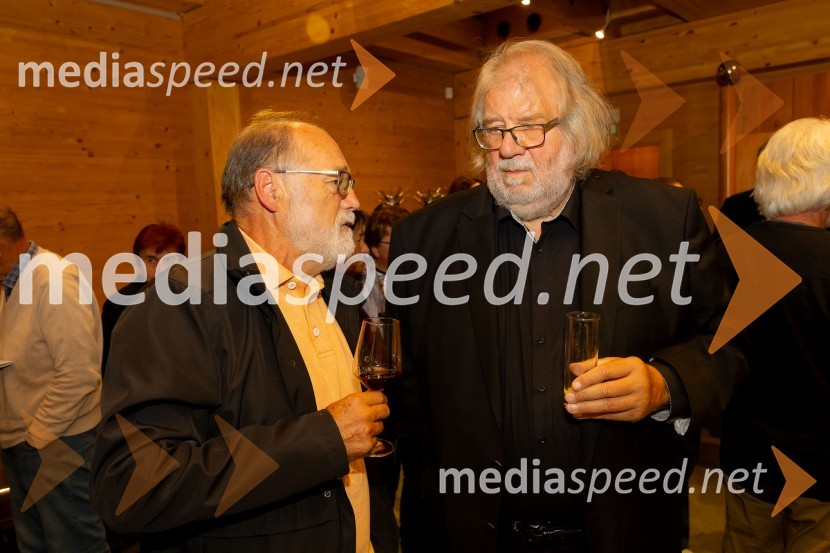  ... ;  Ervin  Hladnik Milharčič, novinarIskrivo v živo: Ervin Hladnik Milharčič v pogovoru z Markom Crnkovičem