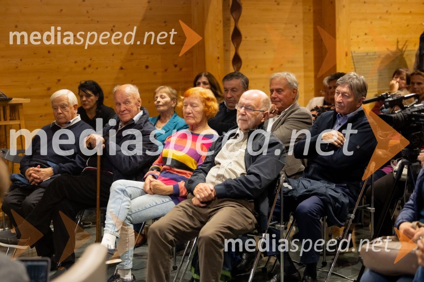  Milan Kučan, nekdanji predsednik Republike Slovenije;  Stanislav  Škrabec, nekdanji direktor, Riko Ribnica;  ... ; dr. Rudi Rizman, zagovornik človekovih pravicIskrivo v živo: Ervin Hladnik Milharčič v pogovoru z Markom Crnkovičem