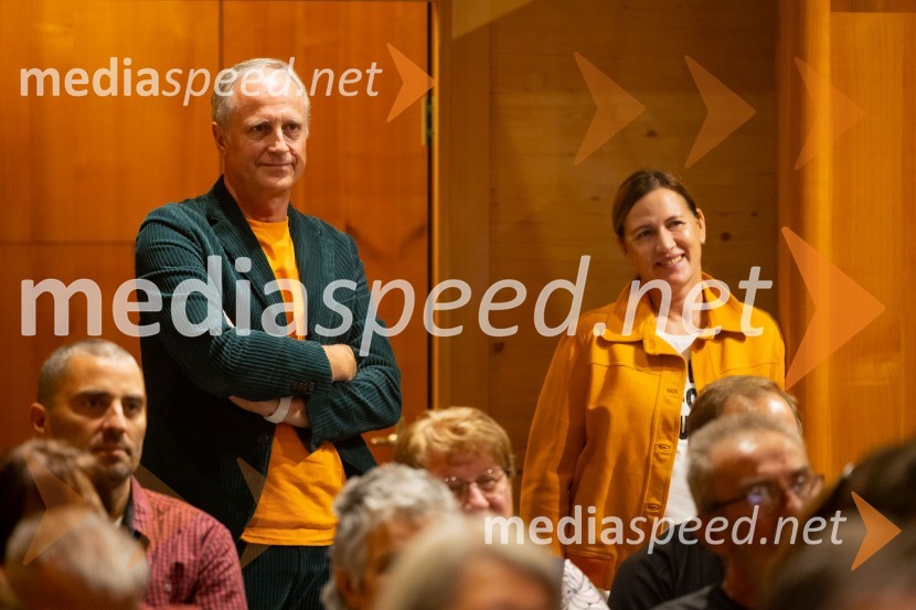  Aleš Gregorc Vrhovec, arhitekt;  ... Iskrivo v živo: Ervin Hladnik Milharčič v pogovoru z Markom Crnkovičem