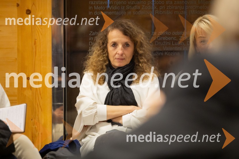  Polona Lovšin, vodja komunikacij, Riko d.o.o.Iskrivo v živo: Ervin Hladnik Milharčič v pogovoru z Markom Crnkovičem