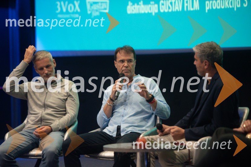  Matej Čer, prokurist, Avant Car d.o.o;  Miran Perhavec, elektrotehnik energetik, okoljevarstvenik;  Bor Greiner, odgovorni urednik, Radio CityPremiera dokumentarnega filma Nikola Tesla, valovi prihodnosti v Mariboxu