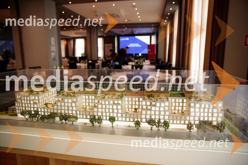 Čaj z razlogom z naslovom Blagovna znamka delodajalca in prihodnost delovnega okolja