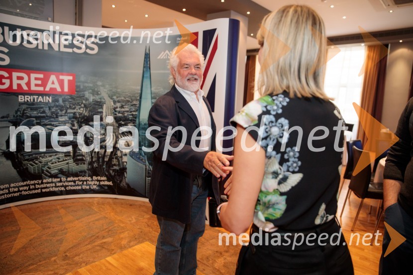 Čaj z razlogom z naslovom Blagovna znamka delodajalca in prihodnost delovnega okolja