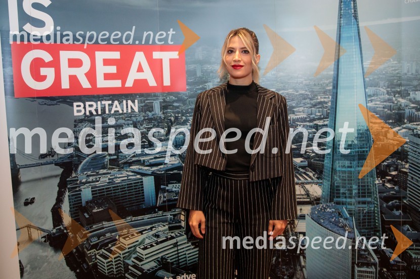 Čaj z razlogom z naslovom Blagovna znamka delodajalca in prihodnost delovnega okolja