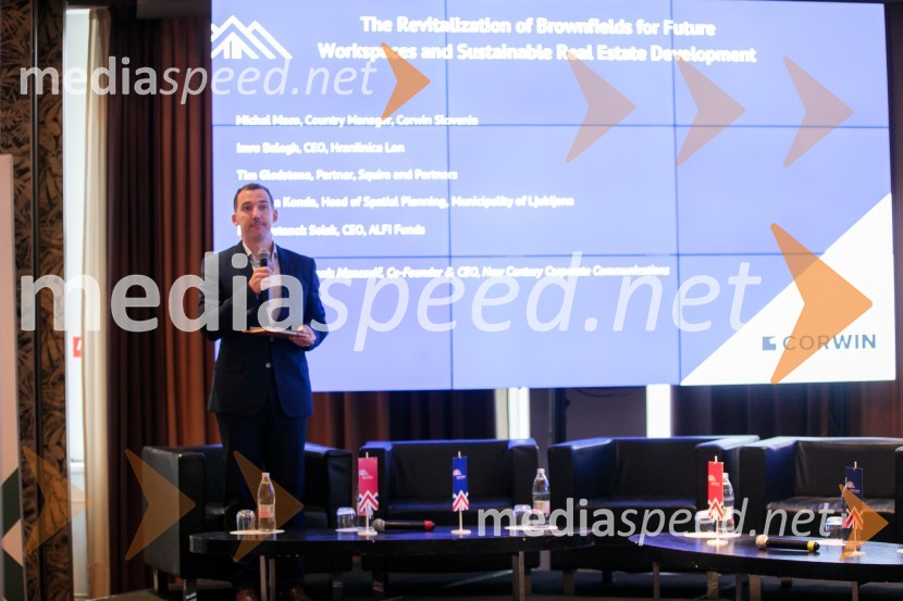 dr. Denis  Mancevič, Direktor za korporativno komuniciranje SIJ d.d.Čaj z razlogom z naslovom Blagovna znamka delodajalca in prihodnost delovnega okolja