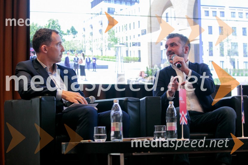 dr. Denis  Mancevič, Direktor za korporativno komuniciranje SIJ d.d.;  Tim Gledstone, partner, Squire and PartnersČaj z razlogom z naslovom Blagovna znamka delodajalca in prihodnost delovnega okolja