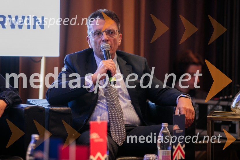 dr. Imre Balogh, Hranilnica LON d.d.Čaj z razlogom z naslovom Blagovna znamka delodajalca in prihodnost delovnega okolja