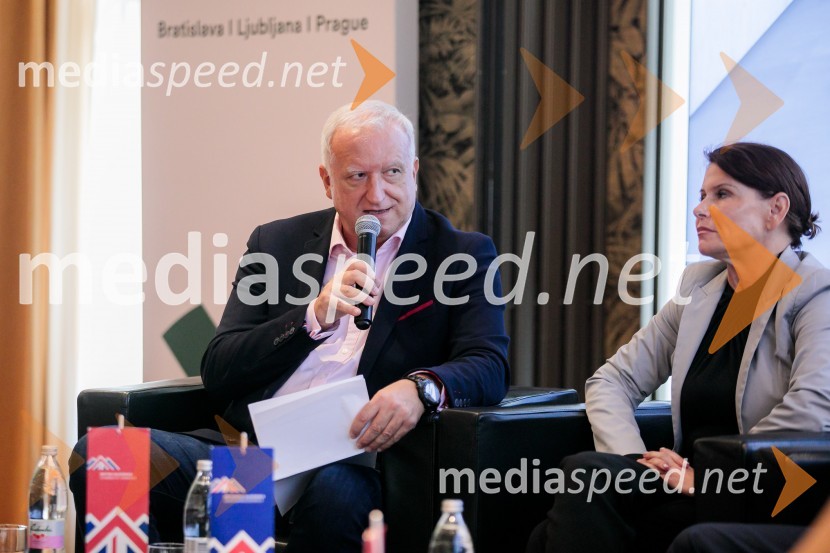  Janez Rakušček, izvršni kreativni direktor Luna TBWA;  Katarina Babnik, psihologinjaČaj z razlogom z naslovom Blagovna znamka delodajalca in prihodnost delovnega okolja