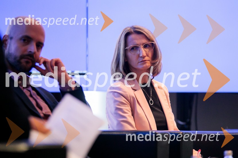  Blaž  Ferenc, A1 Slovenija;  Ivana Nedižavec Korada,  namestnica direktorice, Center of Excellence in FinanceČaj z razlogom z naslovom Blagovna znamka delodajalca in prihodnost delovnega okolja