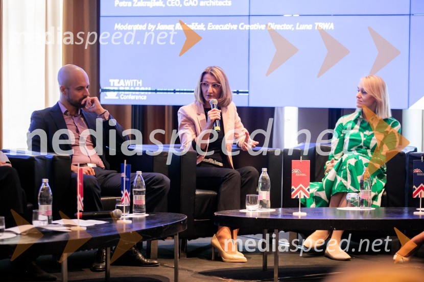  Blaž  Ferenc, A1 Slovenija;  Ivana Nedižavec Korada,  namestnica direktorice, Center of Excellence in Finance;  Katarina Primožič Ramoveš, direktorica področja ljudje in kultura, NIL d.o.o.Čaj z razlogom z naslovom Blagovna znamka delodajalca in prihodnost delovnega okolja