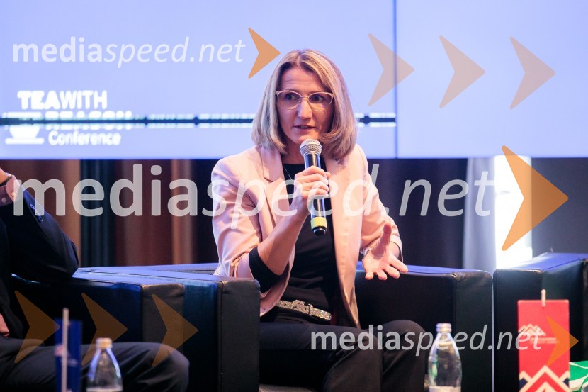  Ivana Nedižavec Korada,  namestnica direktorice, Center of Excellence in FinanceČaj z razlogom z naslovom Blagovna znamka delodajalca in prihodnost delovnega okolja