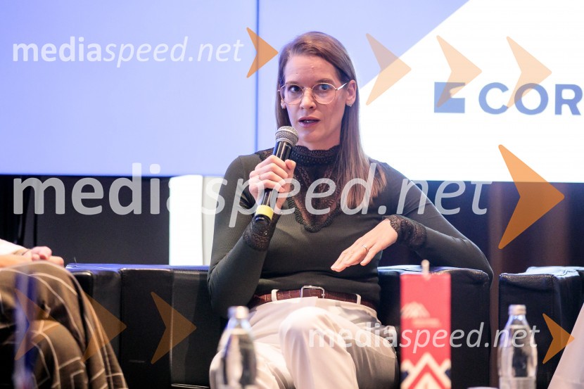  Urška Stanovnik, vdja kadrovske službe, BetterČaj z razlogom z naslovom Blagovna znamka delodajalca in prihodnost delovnega okolja