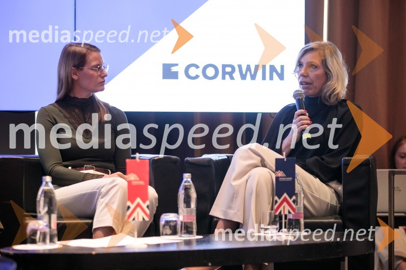  Urška Stanovnik, vdja kadrovske službe, Better;  Mojca Balanč, mentorica, trenerka, coachinja in svetovalka, BOC InstituteČaj z razlogom z naslovom Blagovna znamka delodajalca in prihodnost delovnega okolja