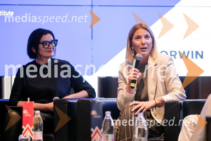  Simona Špilak, direktorica, BOC Institute;  Urška Kajtner, vodja operative, Mesi d.o.o.Čaj z razlogom z naslovom Blagovna znamka delodajalca in prihodnost delovnega okolja