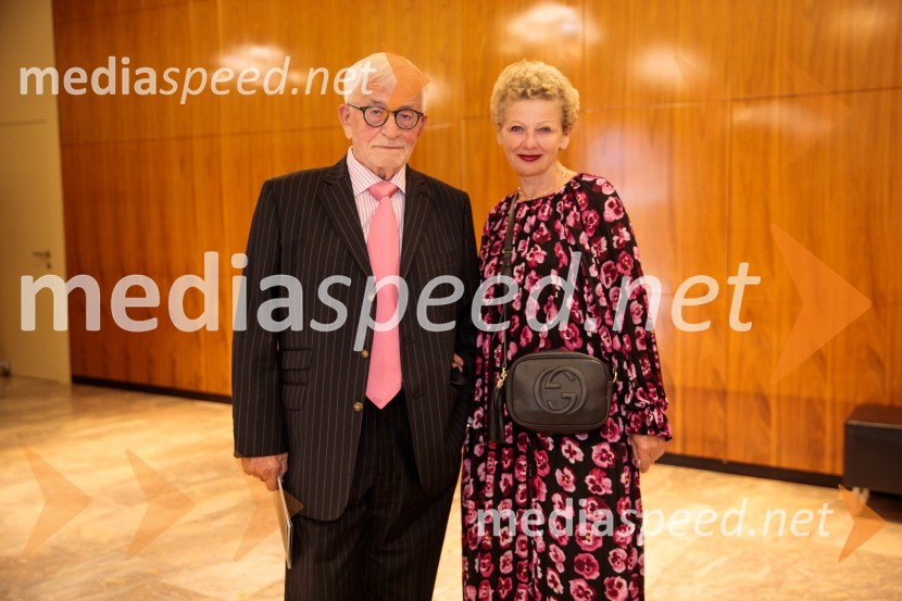 dr. Peter  Čeferin, pravnik, pisatelj;  Rija ČičKazimir in Karolina, premiera drame na odru MGL