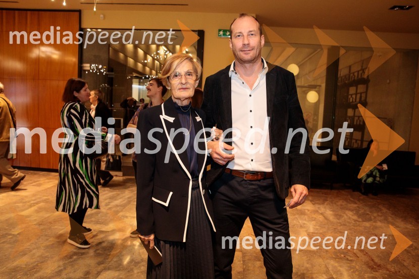  Mojca Kreft, dramaturginja in teatrologinja;  Primož KreftKazimir in Karolina, premiera drame na odru MGL