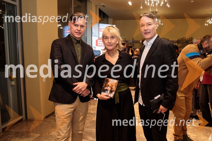  Toni Tovornik, generalni sekretar na Ministrstvu za kulturo;  Barbara Hieng Samobor, direktorica in umetniška vodja MGL;  Saša Krajnc, TV Voditelj, RTVKazimir in Karolina, premiera drame na odru MGL