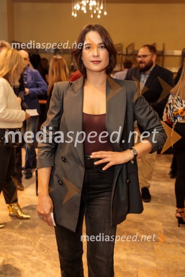  Saša Pavlin Stošić, igralkaKazimir in Karolina, premiera drame na odru MGL