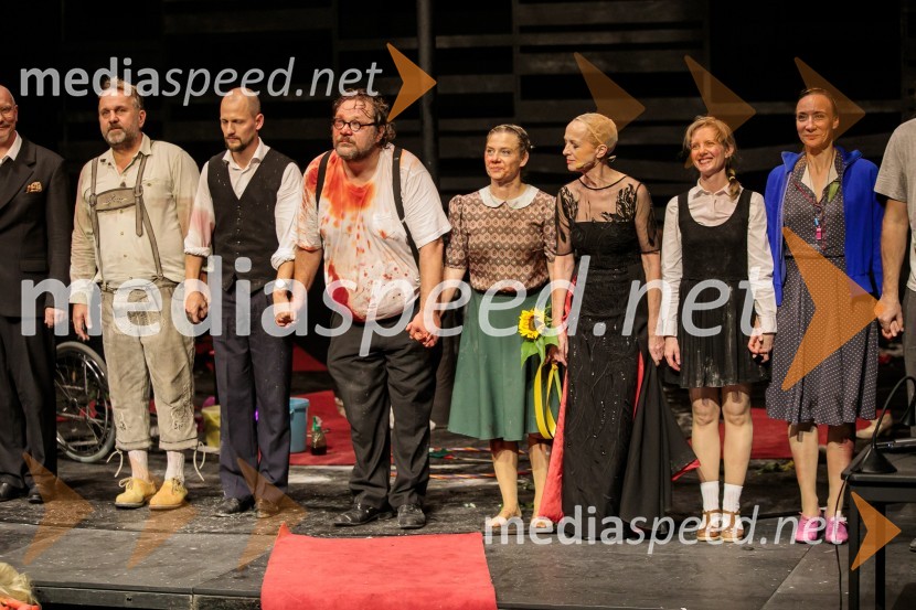  Lotos Vincenc Šparovec, igralec;  Jernej Gašperin, igralec;  Primož Pirnat, igralec;  Jana Zupančič, igralka;  Bernarda Oman, igralka;  Lena Hribar  Škrlec, igralka;  Mojca Funkl, igralkaKazimir in Karolina, premiera drame na odru MGL