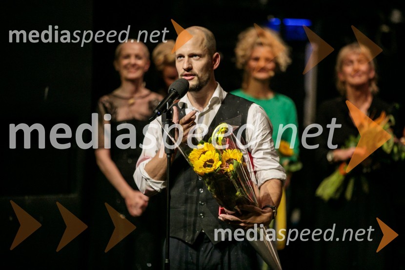  Jernej Gašperin, igralecKazimir in Karolina, premiera drame na odru MGL