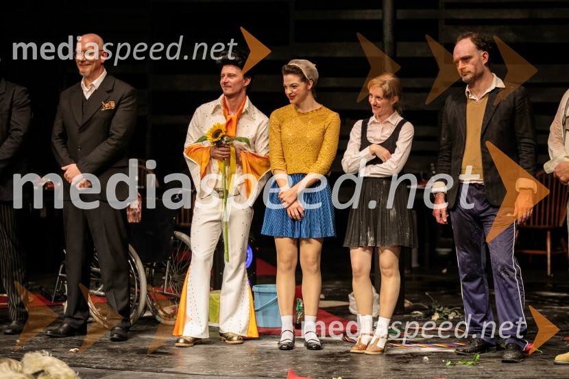  Uroš Smolej, igralec;  Jure Rajšp, igralec;  Diana  Kolenc, igralka;  Lena Hribar  Škrlec, igralka;  Gregor Gruden, igralecKazimir in Karolina, premiera drame na odru MGL