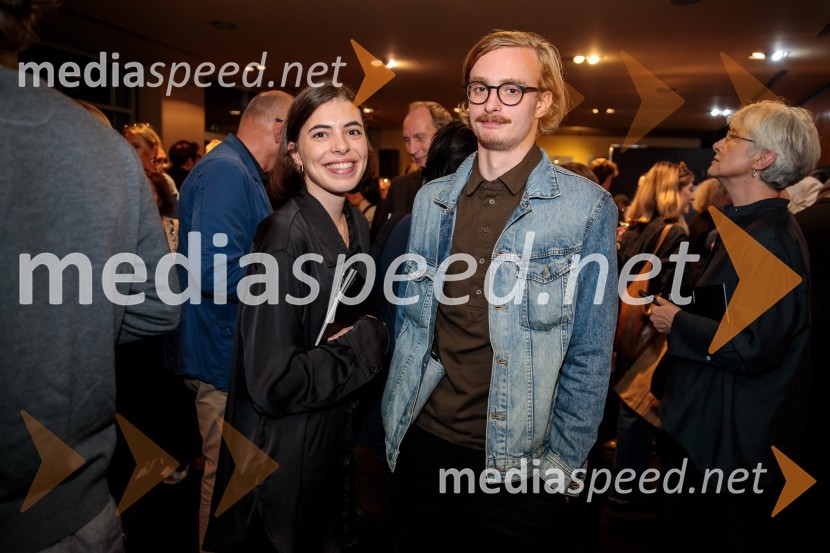  Anuša  Kodelja, igralka;  ... Kazimir in Karolina, premiera drame na odru MGL