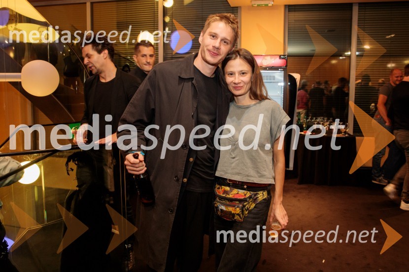  Timon Šturbej, igralec;  Nina Rajić Kranjac, režiserkaKazimir in Karolina, premiera drame na odru MGL